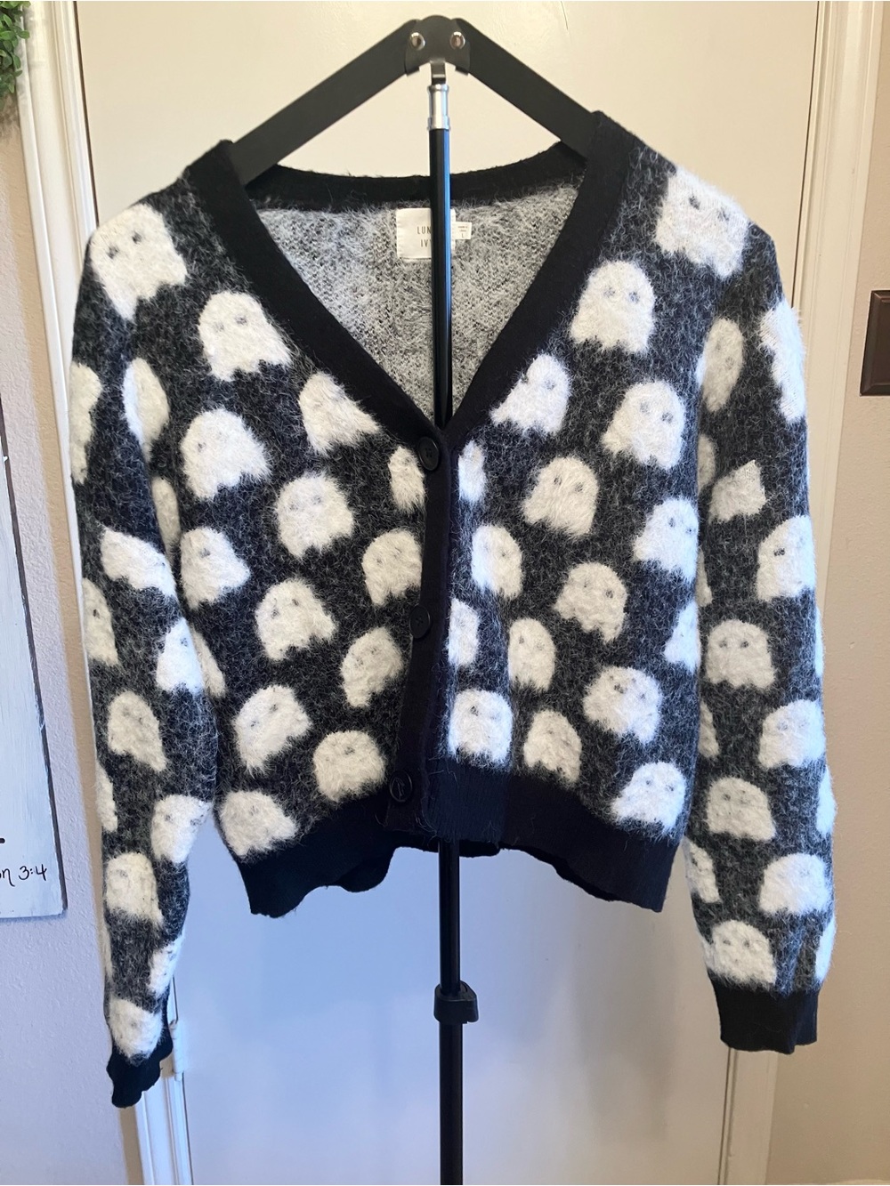 Luna Ivy Fuzzy Ghost Knit Button Up Cardigan Sweater - Size Large
